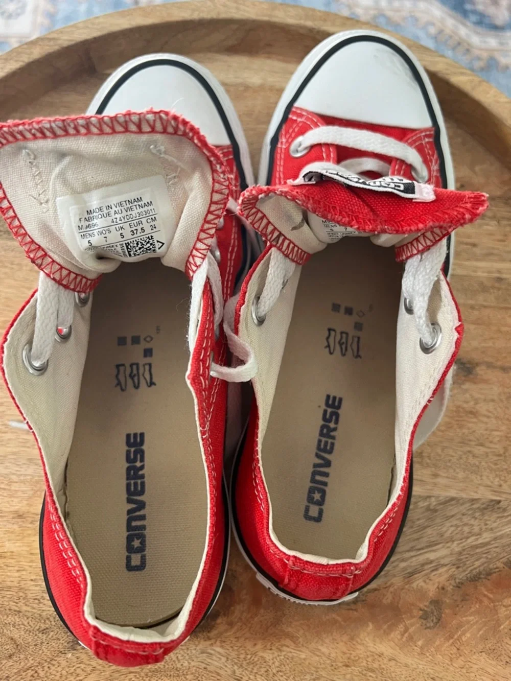 Converse Red Low-Top Canvas Sneakers M5W7 - Picture 5 of 6